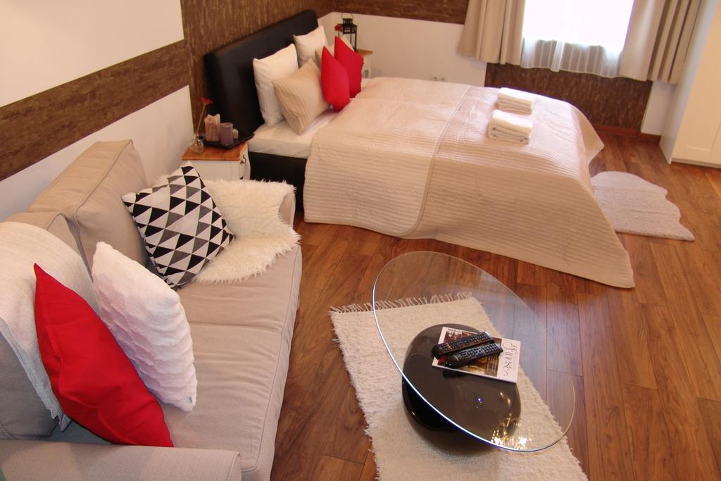 Romantic Centrum Apartman บูดาเปสต์ ภายนอก รูปภาพ